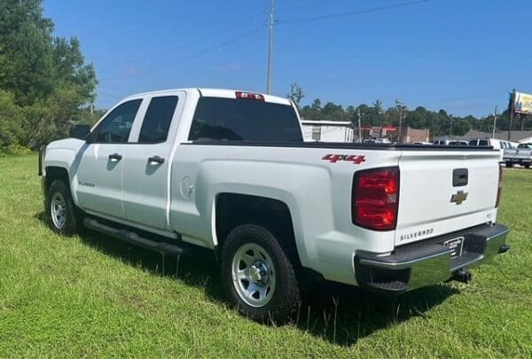 2018 Chevrolet Silverado 1500 Extended Cab Short Bed LS 4WD Pickup Truck