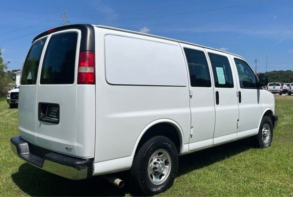 2016 Chevrolet 3500 Express Access Cargo Van