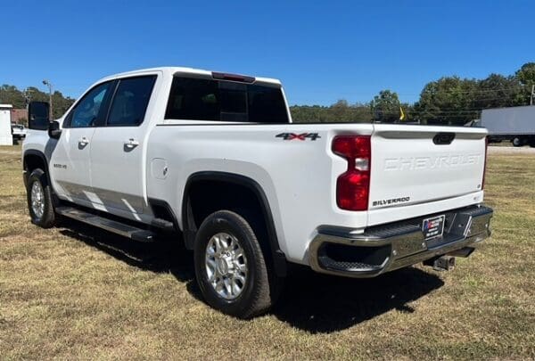 2020 Chevrolet Silverado 2500HD LT Crew Cab 4WD
