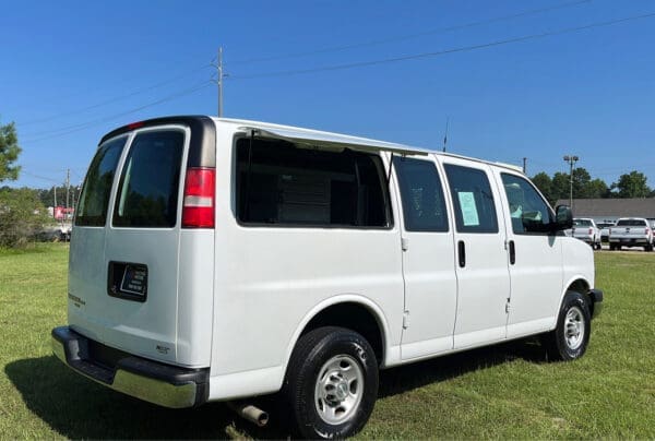 2016 Chevrolet 3500 Express Access Cargo Van