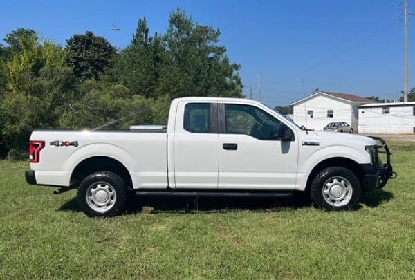 2016 Ford F-150 Extended Cab Short Bed 4WD