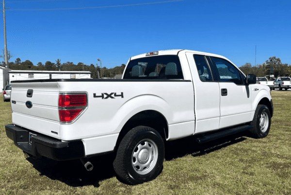 2013 Ford F-150 Extended Cab Short Bed 4WD Pickup Truck