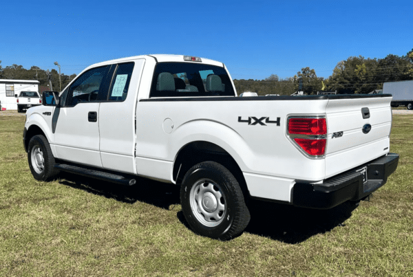 2013 Ford F-150 Extended Cab Short Bed 4WD Pickup Truck