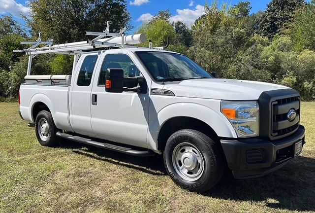 2015 Ford F-250 SD Extended Cab Short Bed 2WD
