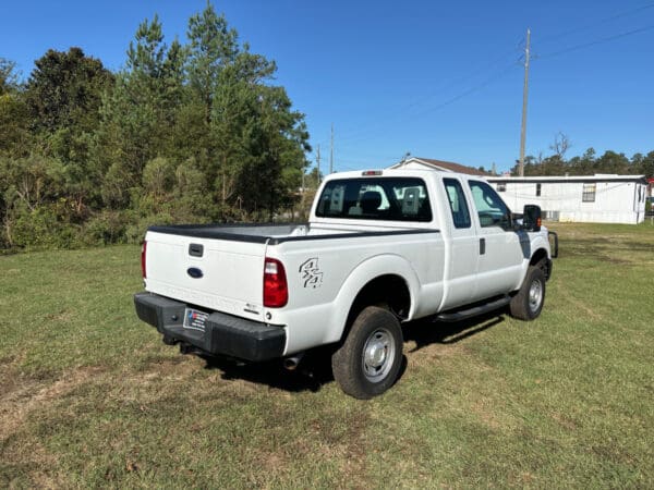 2016 Ford F-250 Super Duty SRW SuperCab XL Pickup Truck