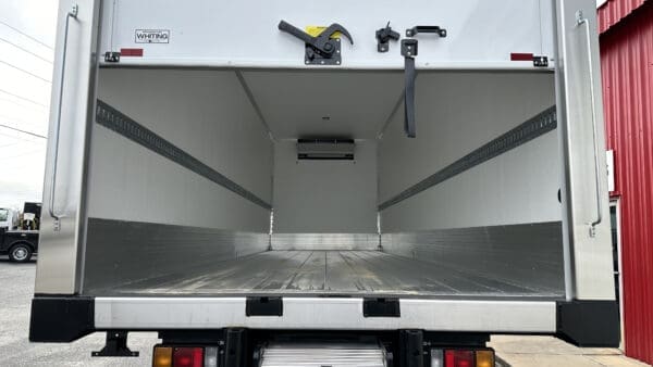 2023 Isuzu FTR 26' Refrigerated Box Truck