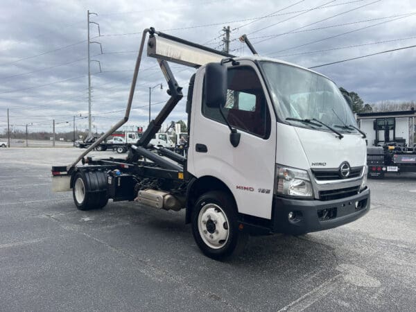 2020 Hino 195 HAS-150 with DC 200 Tarp System Hooklift Truck