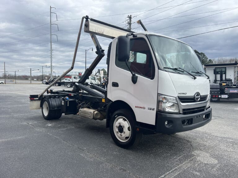 2020 Hino 195 HAS-150 with DC 200 Tarp System Hooklift Truck