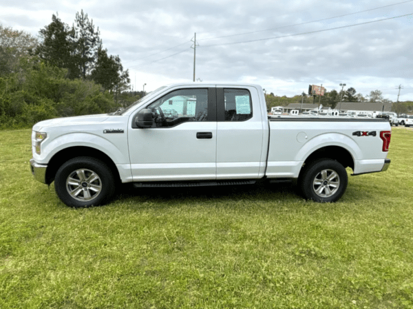 2016 Ford F-150 4WD SuperCab Lariat Pickup Truck