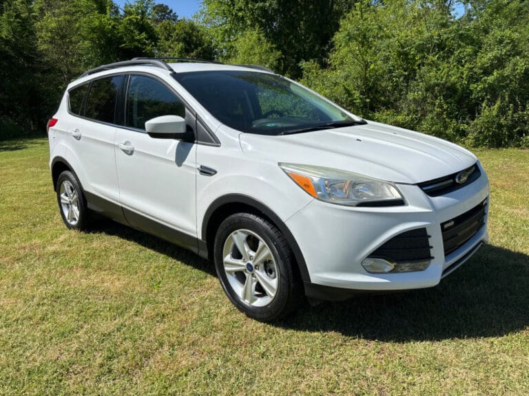 2015 Ford Escape 4WD 4 Door SE Sports Utility Vehicle SUV