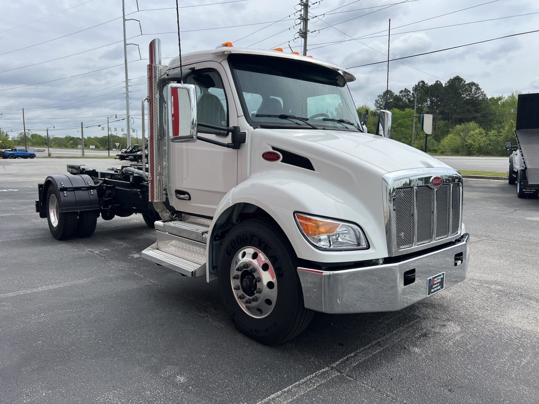 2024 Peterbilt 537 Matthews Motors