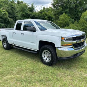 2018 Chevrolet Silverado 1500 4WD Crew Cab Pickup Truck