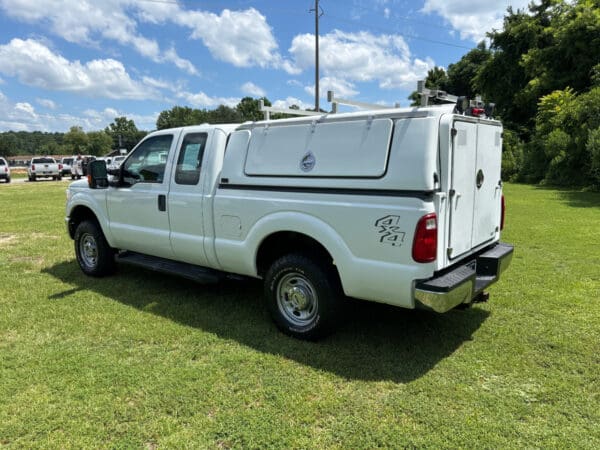 2016 Ford F-250 Super Duty Lariat Pickup Truck