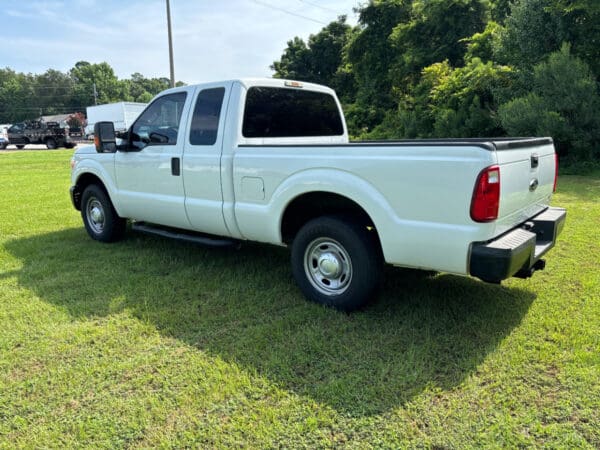 2015 Ford F-250 Super Duty 2WD XL Pickup Truck