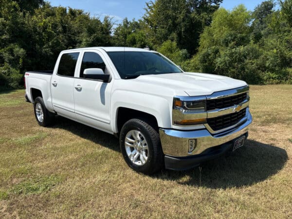 2018 Chevrolet Silverado 1500 4WD Crew Cab LT Pickup Truck