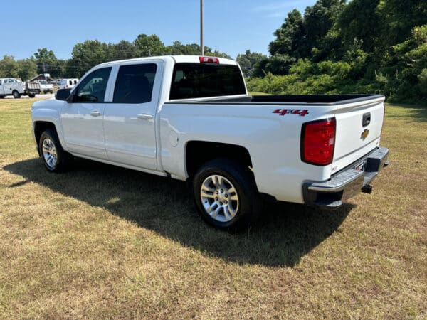 2018 Chevrolet Silverado 1500 4WD Crew Cab LT Pickup Truck