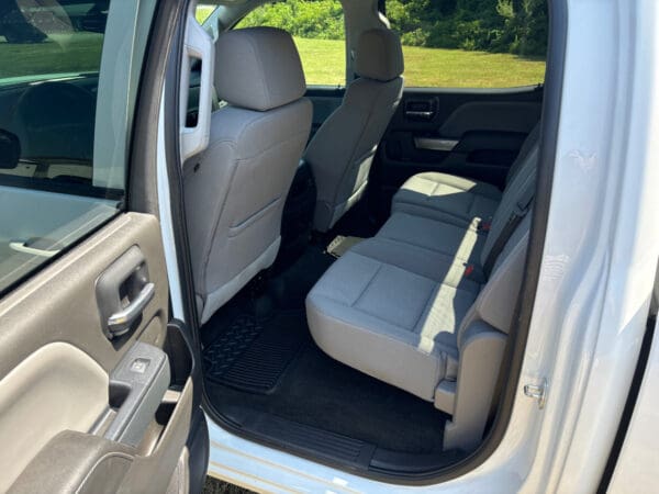 2018 Chevrolet Silverado 1500 4WD Crew Cab LT Pickup Truck