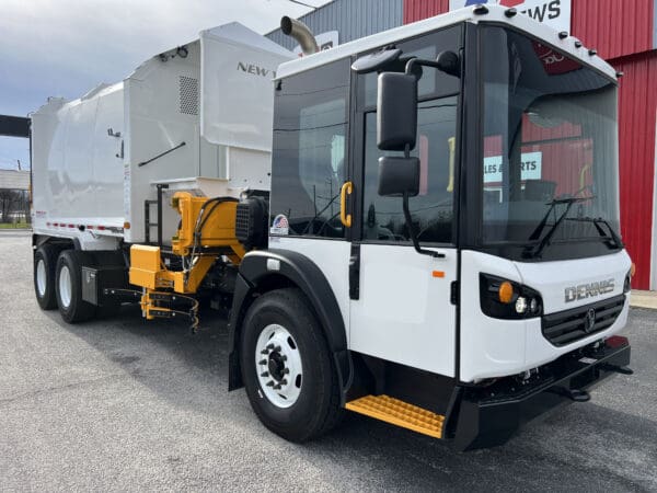 2024 Dennis Eagle ProView New Way 27YD RotoPac Refuse/Garbage Truck