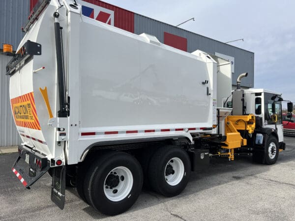 2024 Dennis Eagle ProView New Way 27YD RotoPac Refuse/Garbage Truck