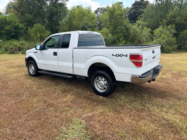 2014 Ford F-150 4WD SuperCab XL Pickup Truck