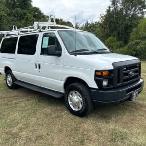 2014 Ford Econoline E-350 Super Duty Cargo Van