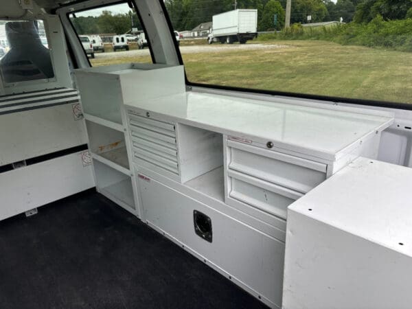 2014 Ford Econoline E-350 Super Duty Cargo Van