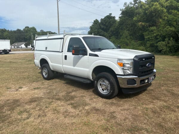 2016 Ford F-250 Super Duty SRW 4WD Regular Cab Pickup Truck