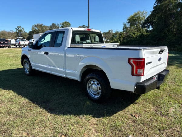 2016 Ford F-150 2WD SuperCab XL Pickup Truck