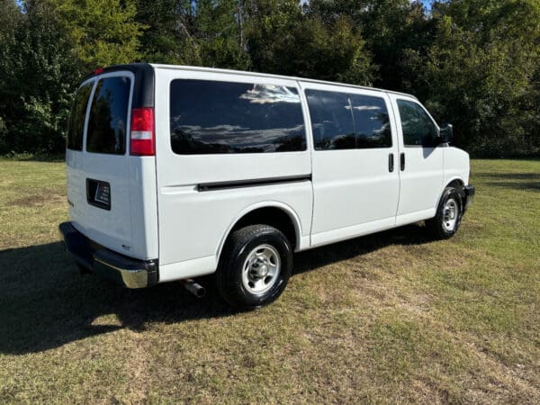 2017 Chevrolet Express 2500 RWD Passenger Van