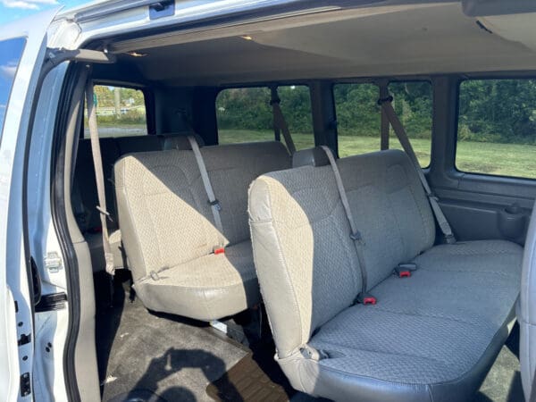 2017 Chevrolet Express 2500 RWD Passenger Van