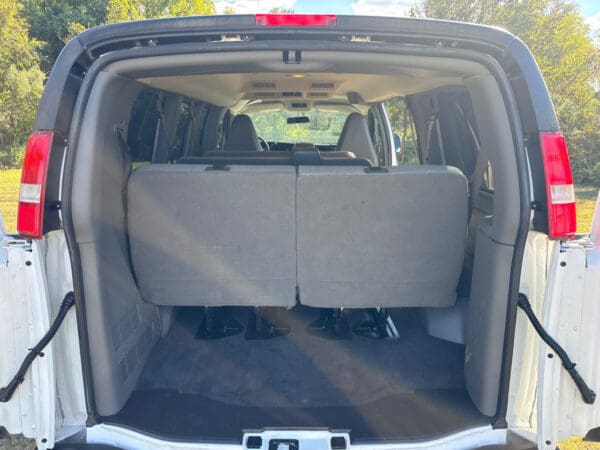 2017 Chevrolet Express 2500 RWD Passenger Van