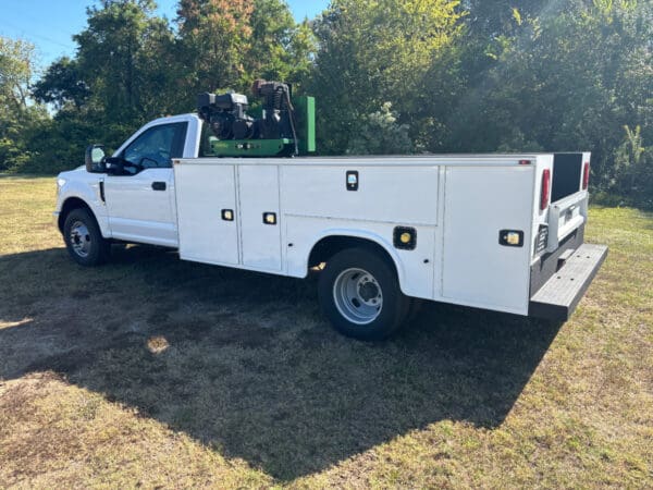 2019 Ford F-350 Super Duty 2WD Regular Cab Service / Utility Truck