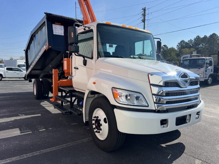 2025 Hino L7 Grapple / Debris Clearing Truck