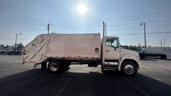 2024 Hino XL7 with New Way 20YD Cobra Garbage/Refuse Truck