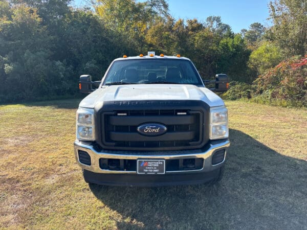 2015 Ford F-350 Super Duty SRW 4WD Crew Cab Pickup Truck