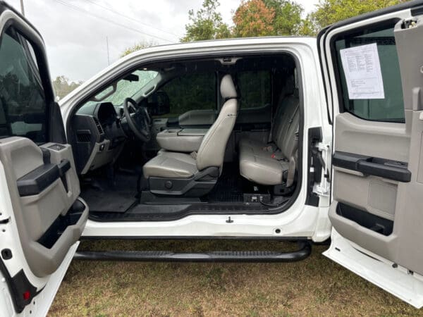 2018 Ford F-250 Super Duty SRW 4WD XL SuperCab Pickup Truck