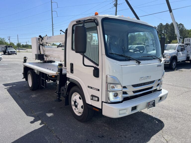 2025 isuzu NQR N2863