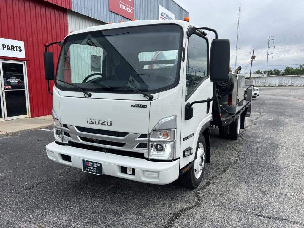 2025 isuzu NRR Gas N2988