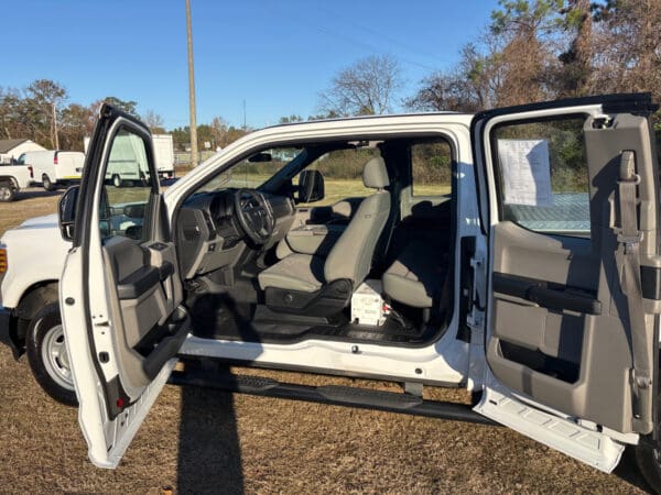 2018 Ford F-250 Super Duty SRW XL 2WD SuperCab Pickup Truck