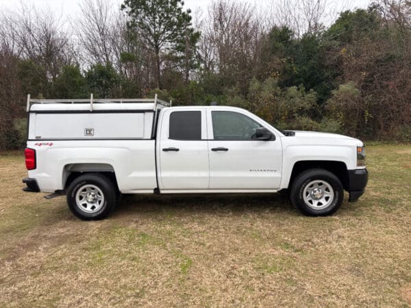 2017 Chevrolet Silverado 1500 4WD Double Cab Pickup / Work Truck