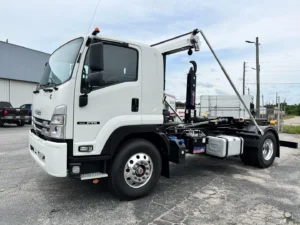 N2875 - 2025 Isuzu FTR with Slider 20_01