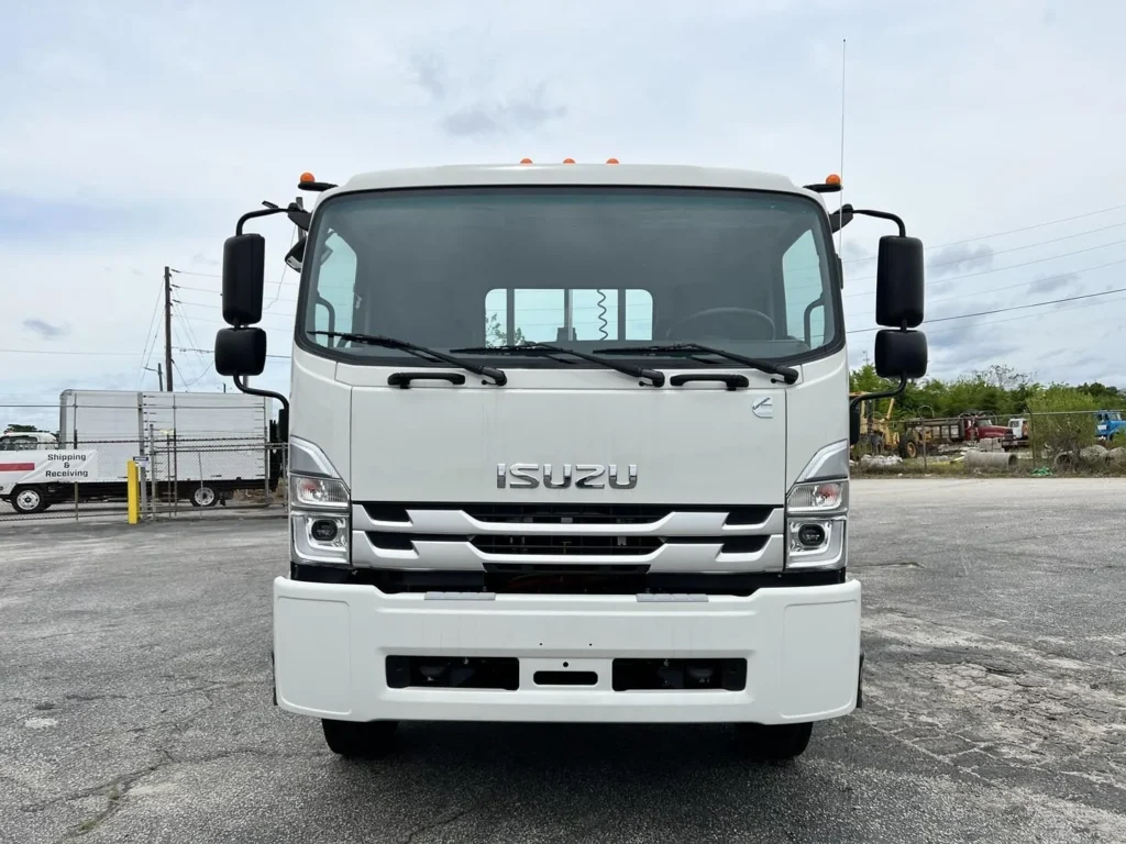 N2875 - 2025 Isuzu FTR with Slider 20_01