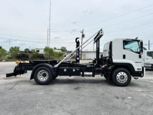 N2875 - 2025 Isuzu FTR with Slider 20_01