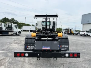 N2875 - 2025 Isuzu FTR with Slider 20_01