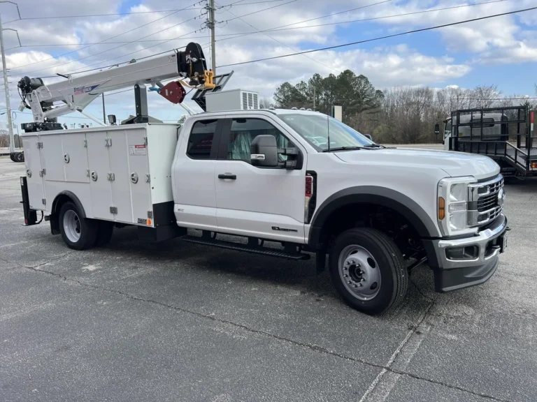 N3120 - 2025 Ford F-550 with TMax and 8630 Crane_01
